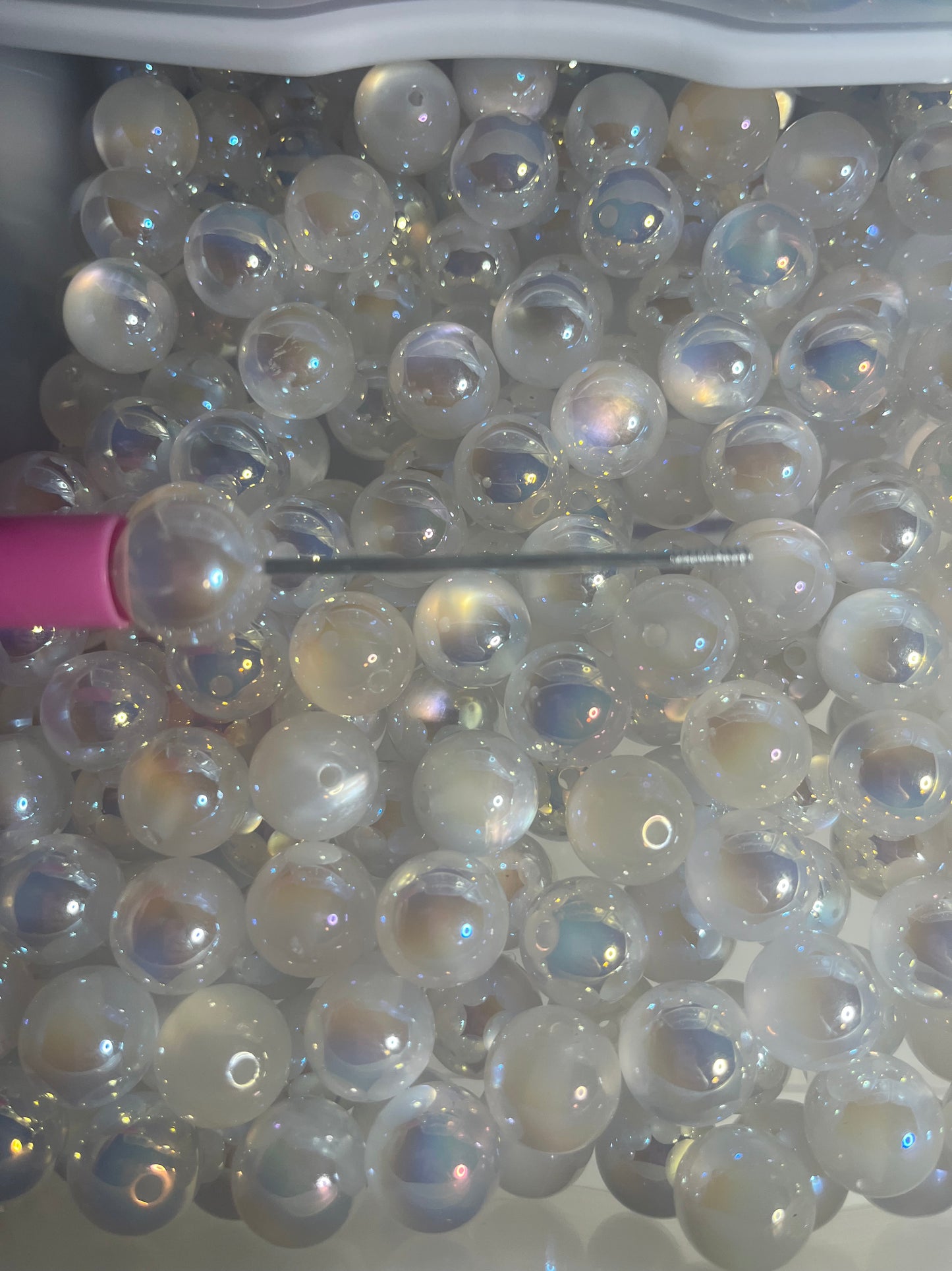 16mm acrylic beads