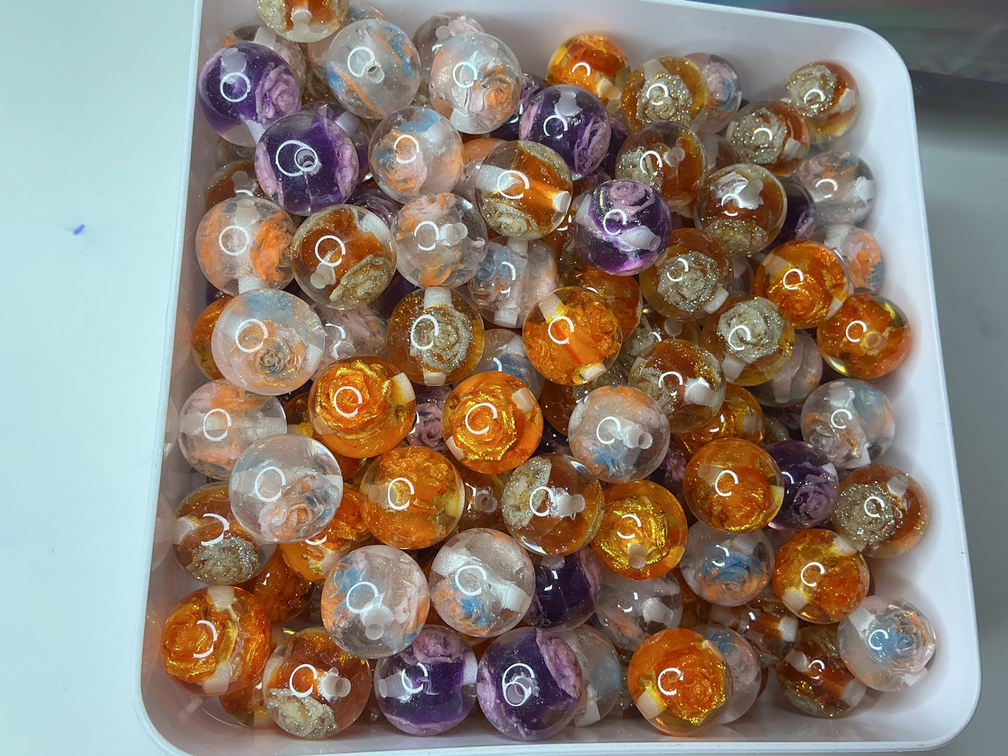 Resin flower beads mixed 16mm