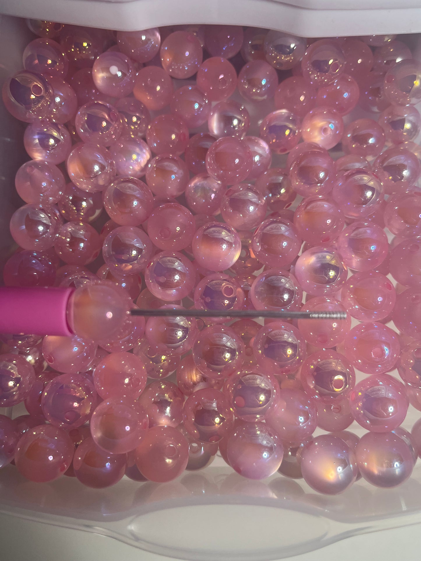 16mm acrylic beads
