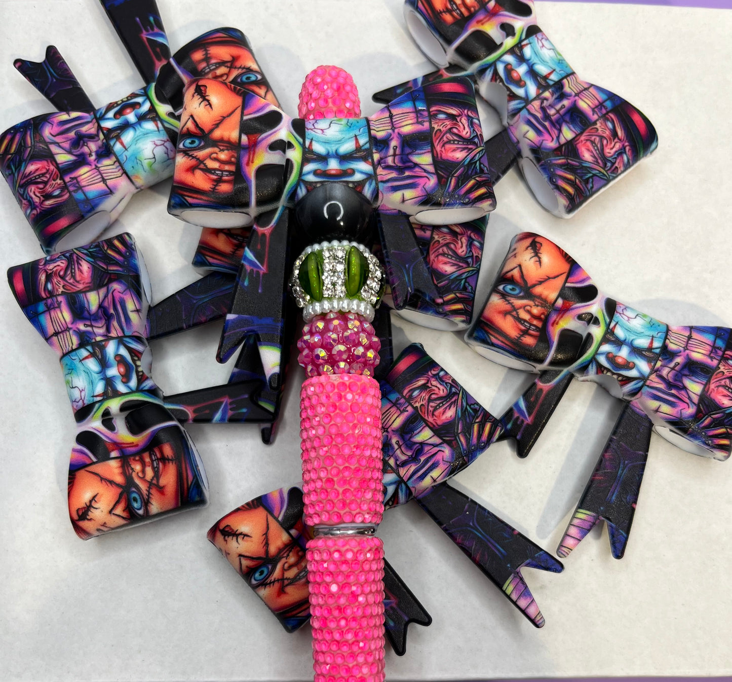 EXCLUSIVE horror printed silicone bow