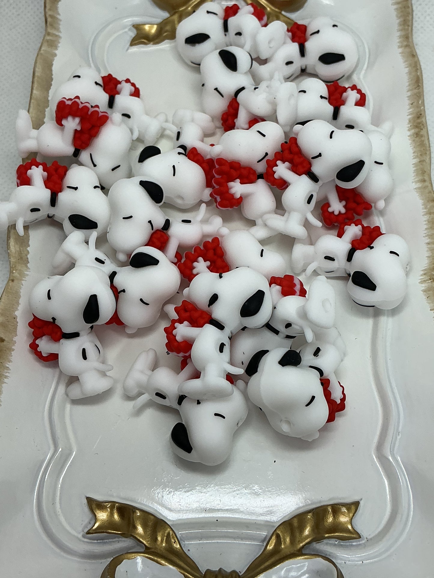 3d snoopy with hearts