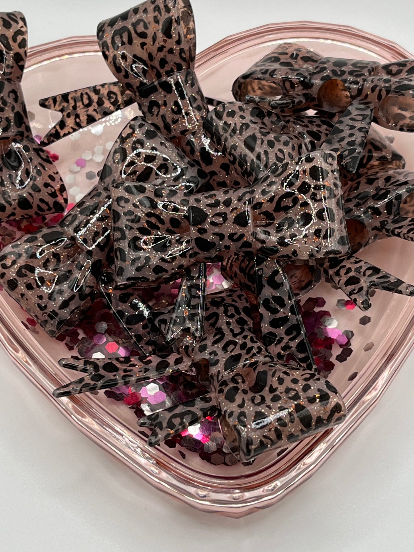 Brown glitter cheetah bow