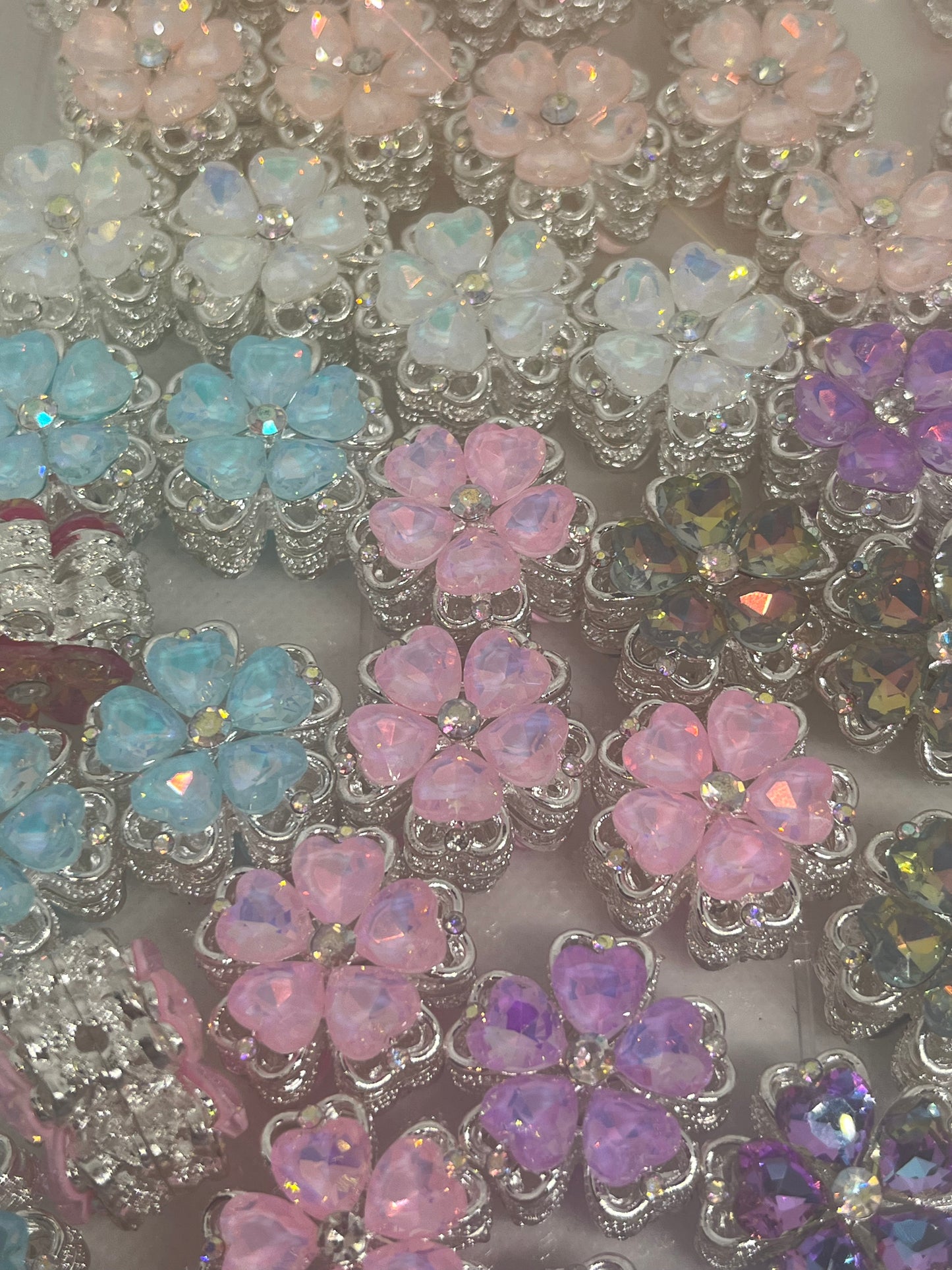 Fancy metal flower by color