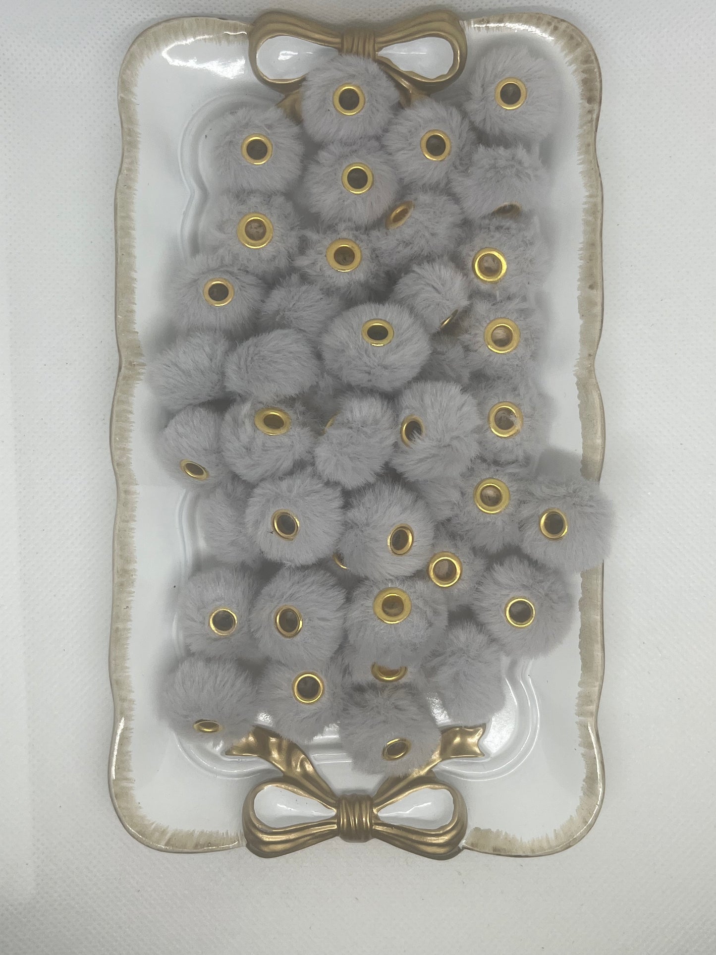 Fuzzy spacers by color
