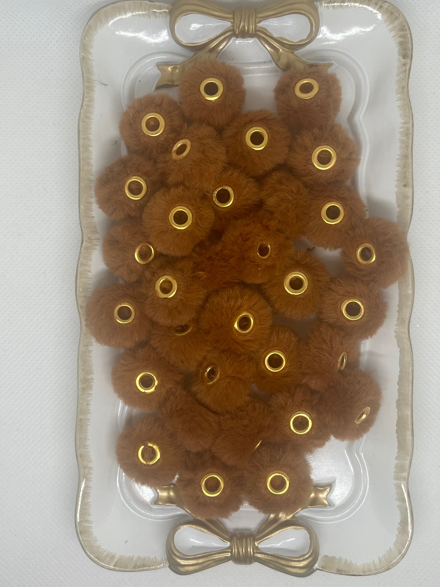 Fuzzy spacers by color