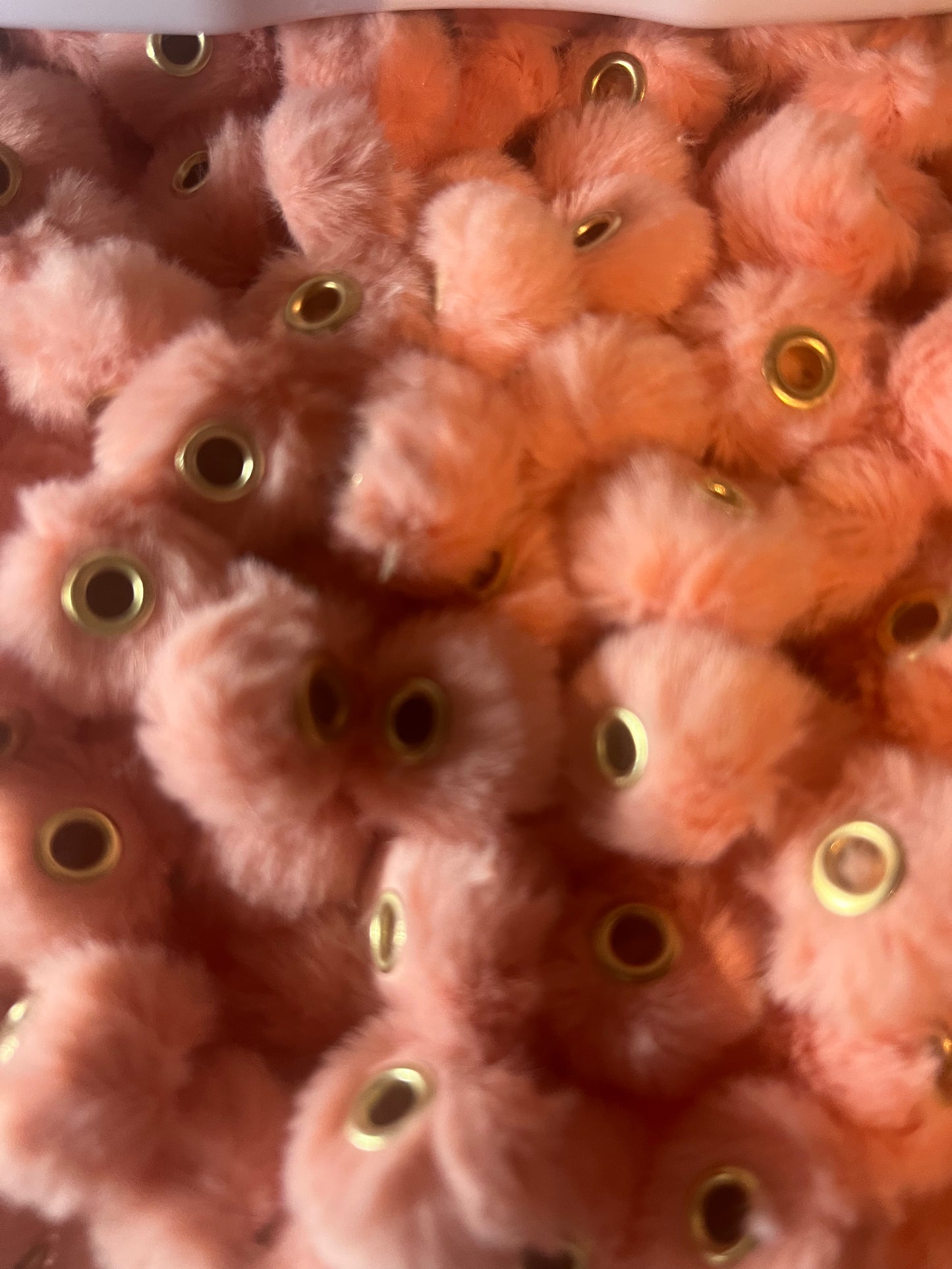 Fuzzy spacers by color