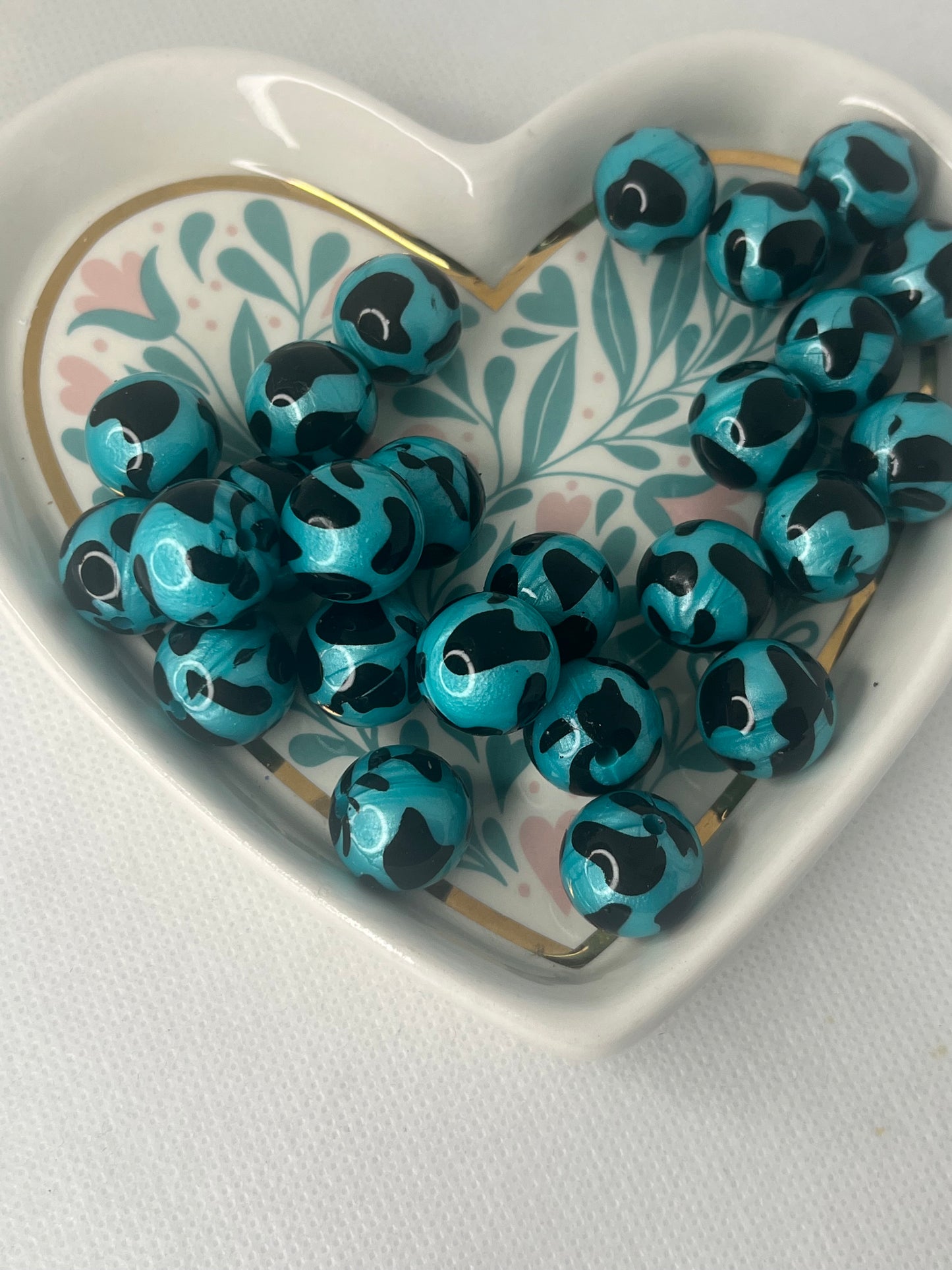 15mm teal cow silicone beads