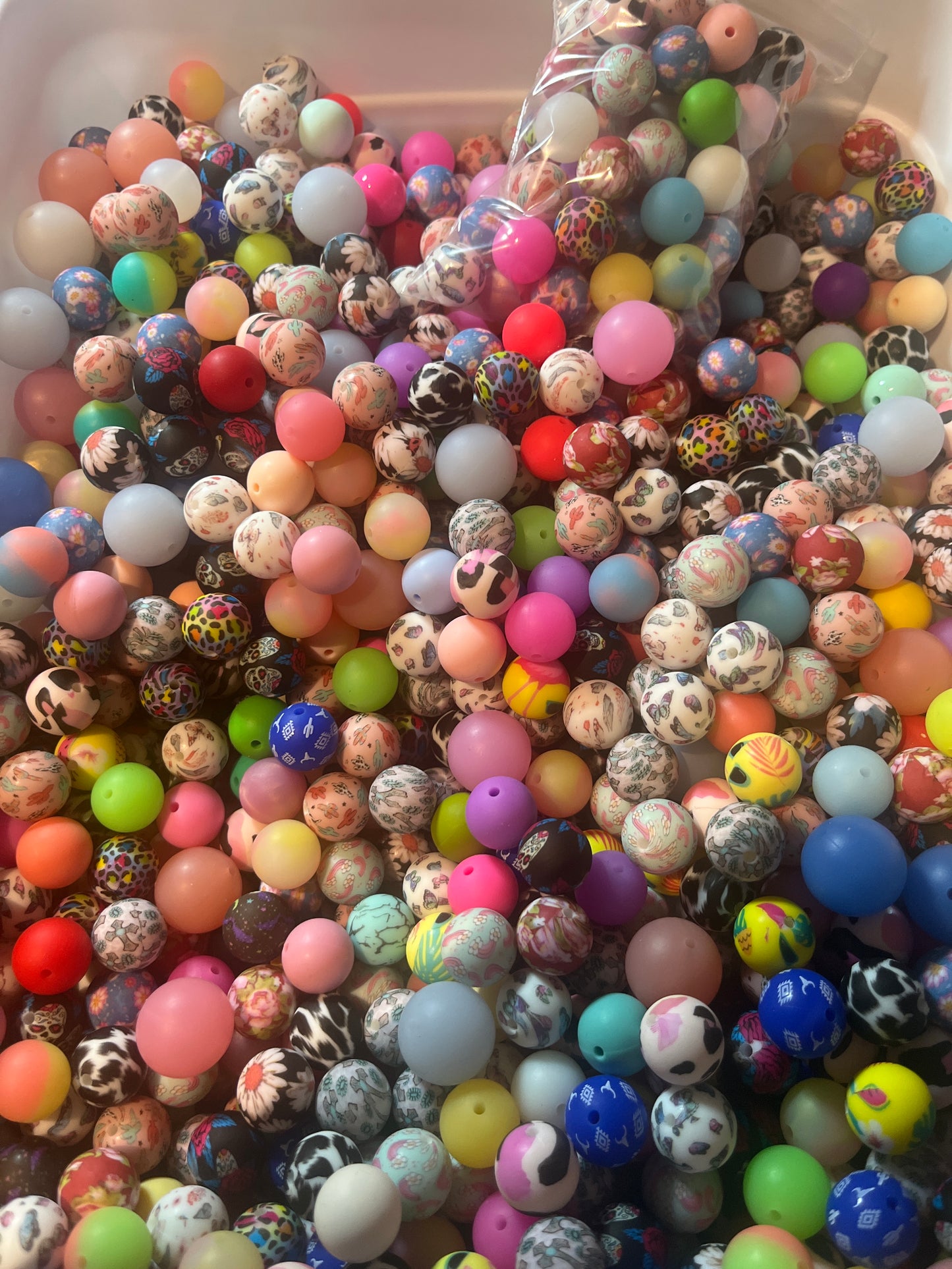 Random Silicone scoops