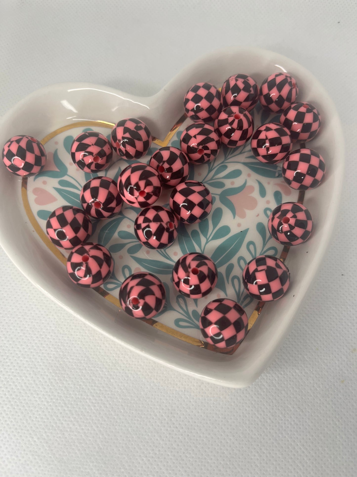15mm light pink checkered silicone bead