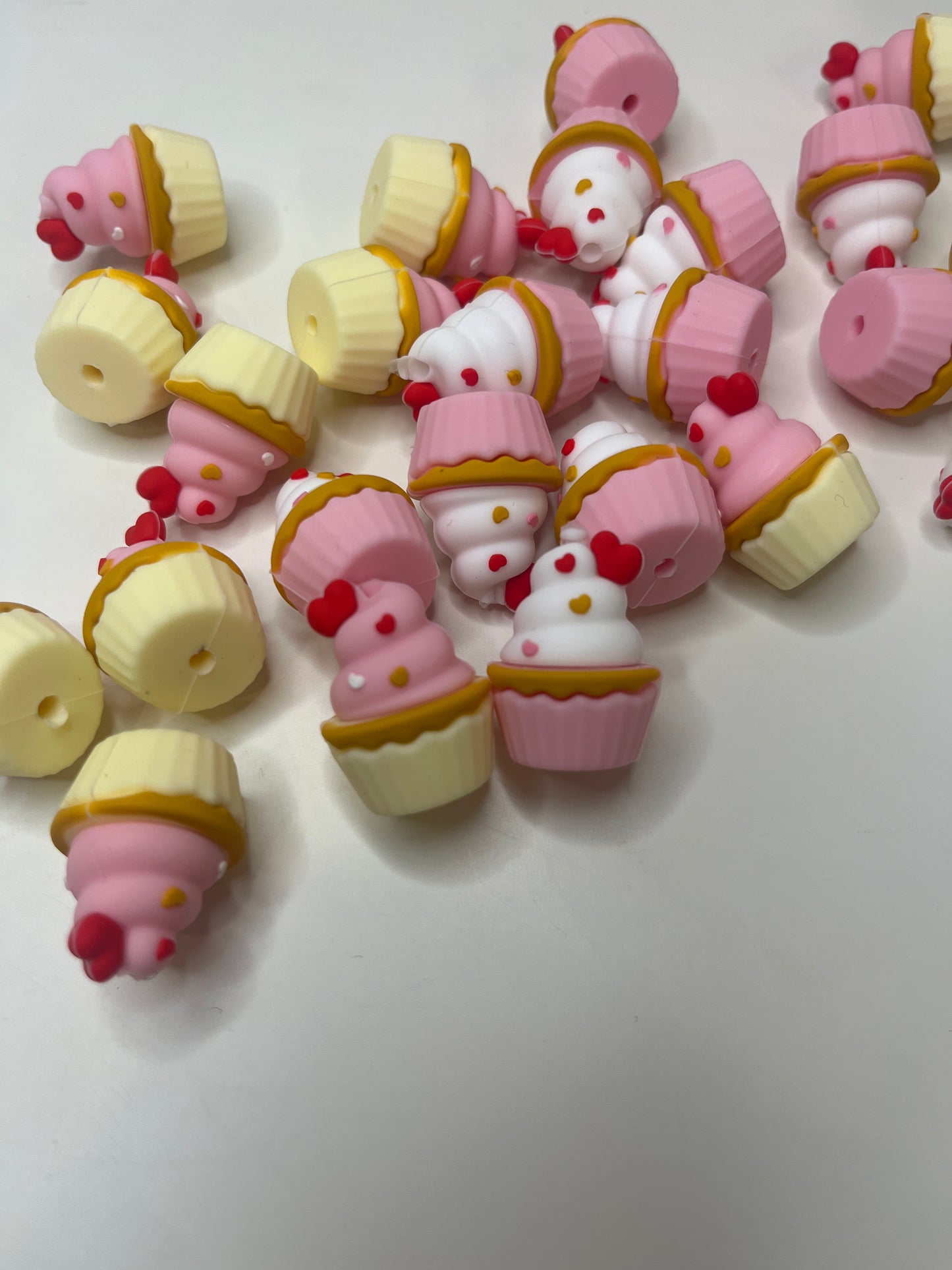 3d cupcake heart focal