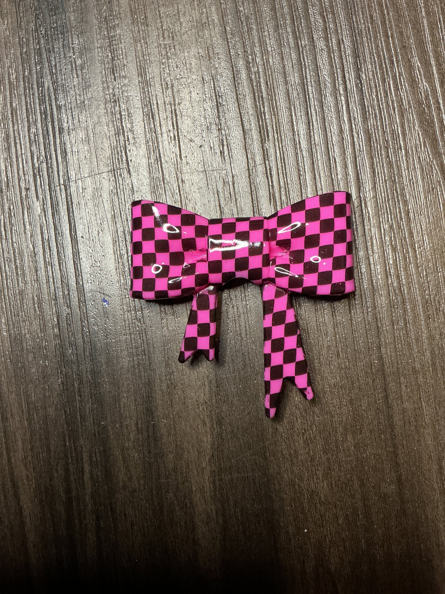 Checker silicone bow by type