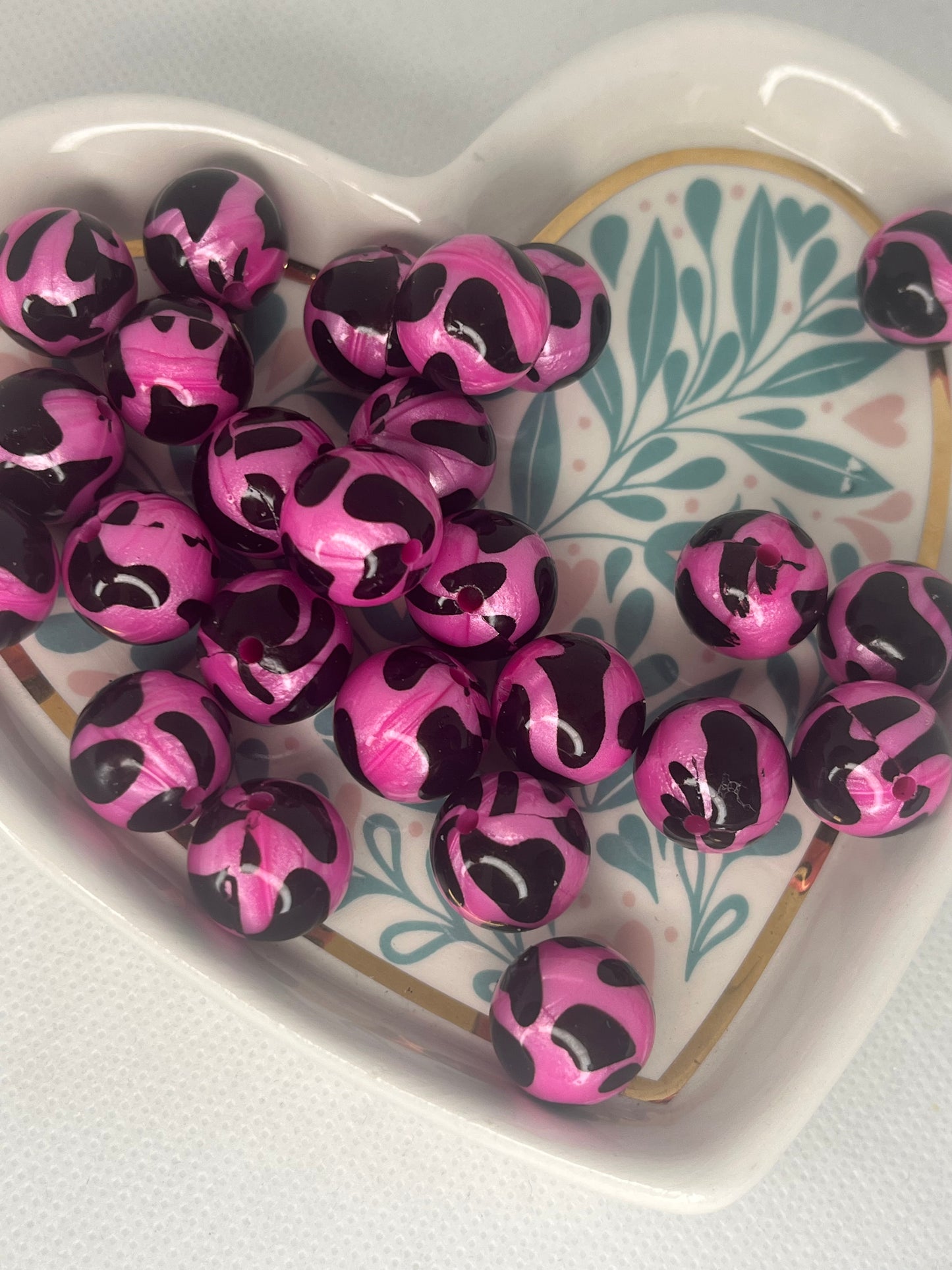 15mm pink cow silicone bead