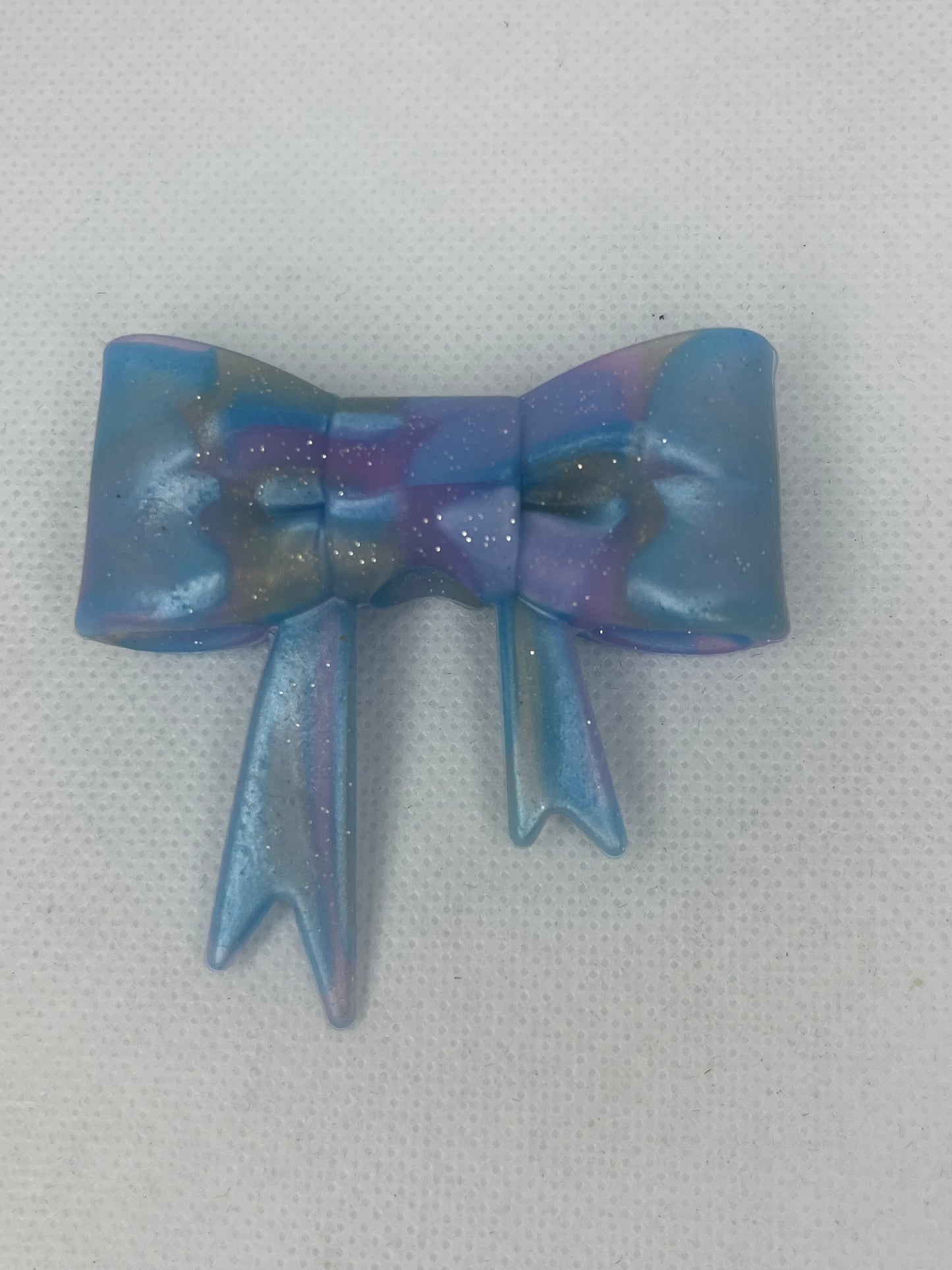 Blue swirl silicone bow