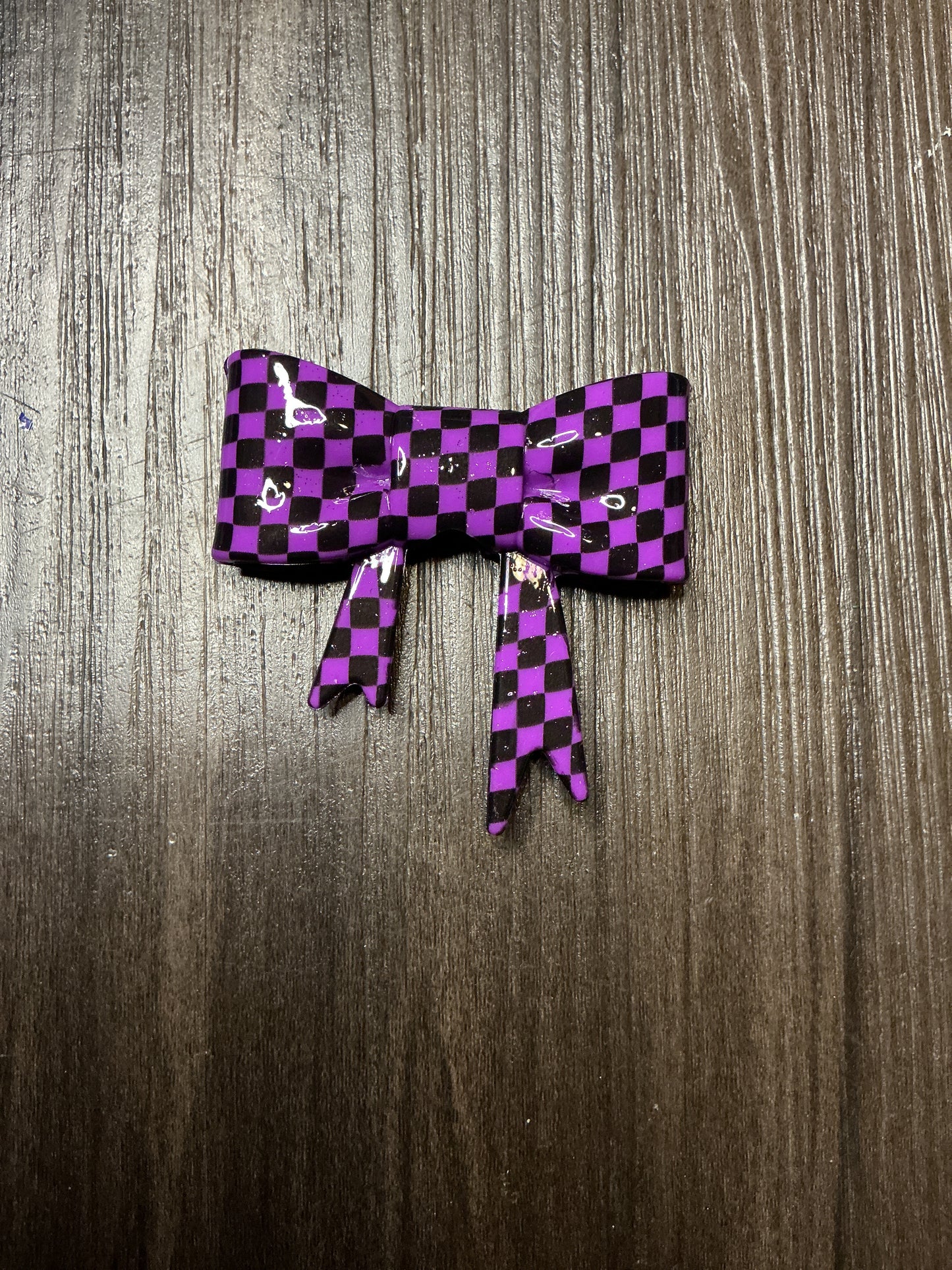 Checker silicone bow by type