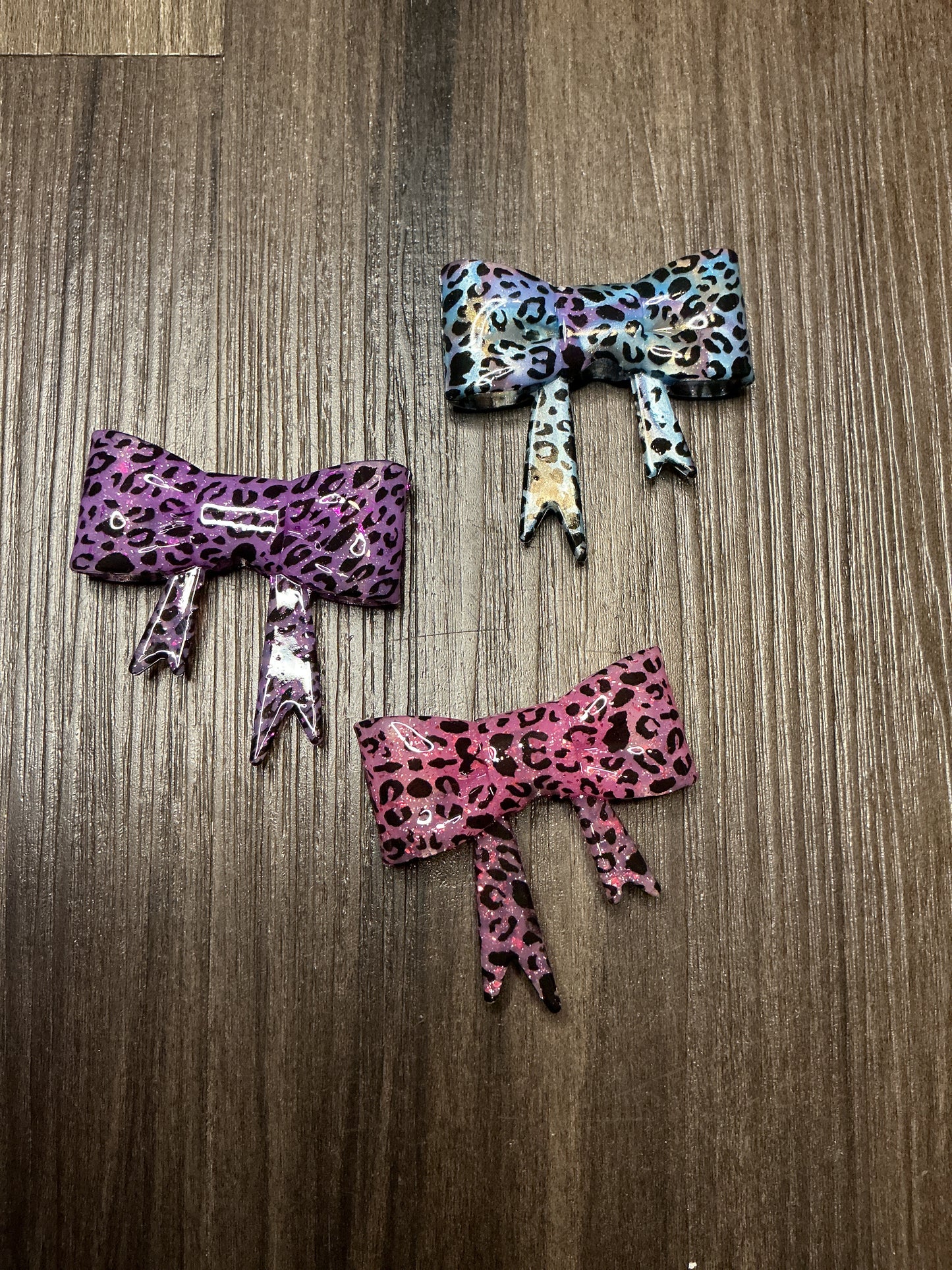 Leopard silicone bow beads
